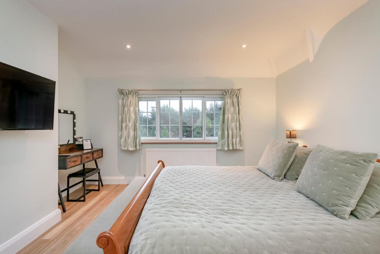 Westleigh 호텔 Ashtead 외부 사진