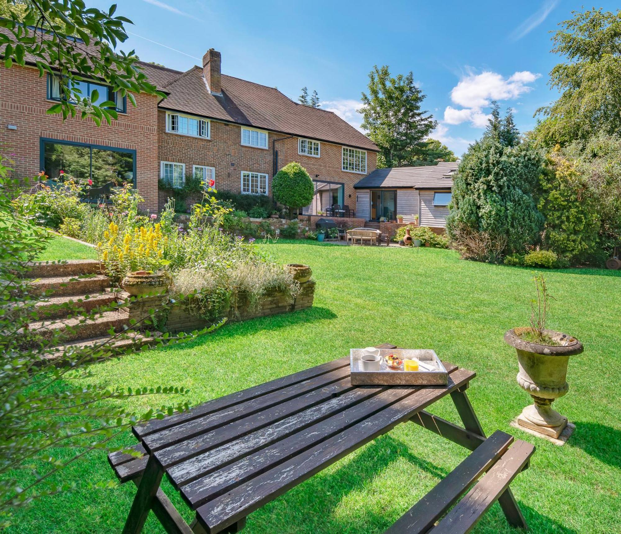 Westleigh 호텔 Ashtead 외부 사진