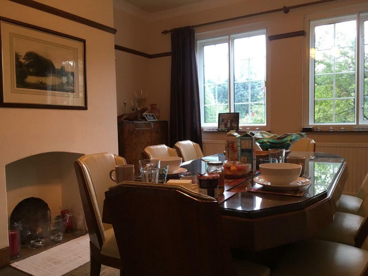 Westleigh 호텔 Ashtead 외부 사진